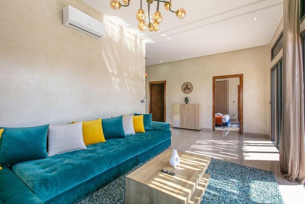 Villa Leila,Piscine , Grand Jardin, Jeux , Cuisiniere Marrakesh Exterior foto