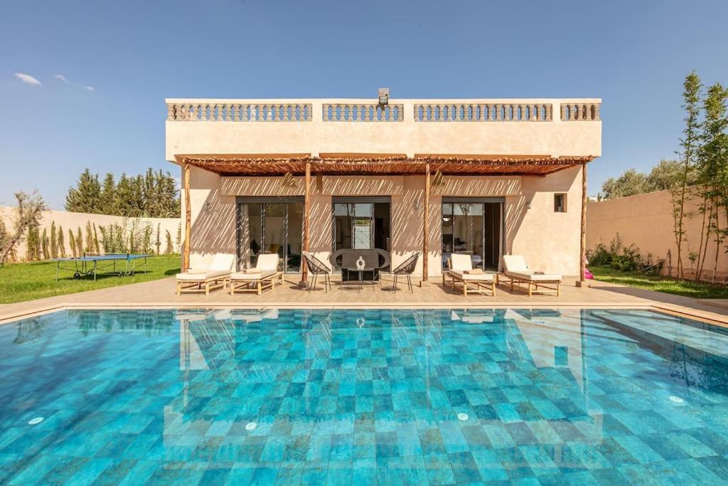 Villa Leila,Piscine , Grand Jardin, Jeux , Cuisiniere Marrakesh Exterior foto