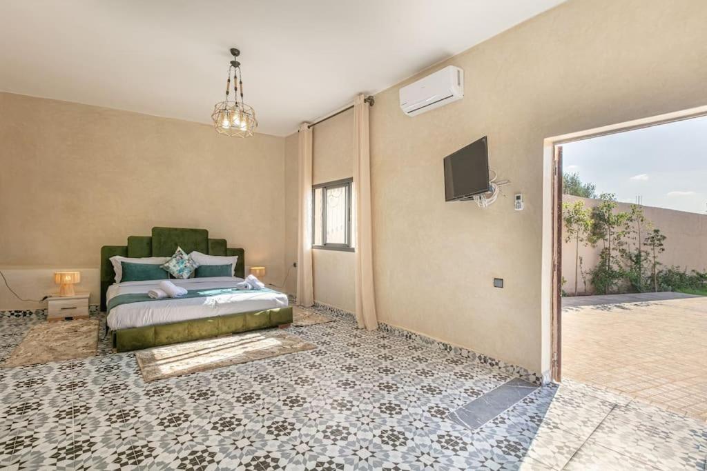 Villa Leila,Piscine , Grand Jardin, Jeux , Cuisiniere Marrakesh Exterior foto